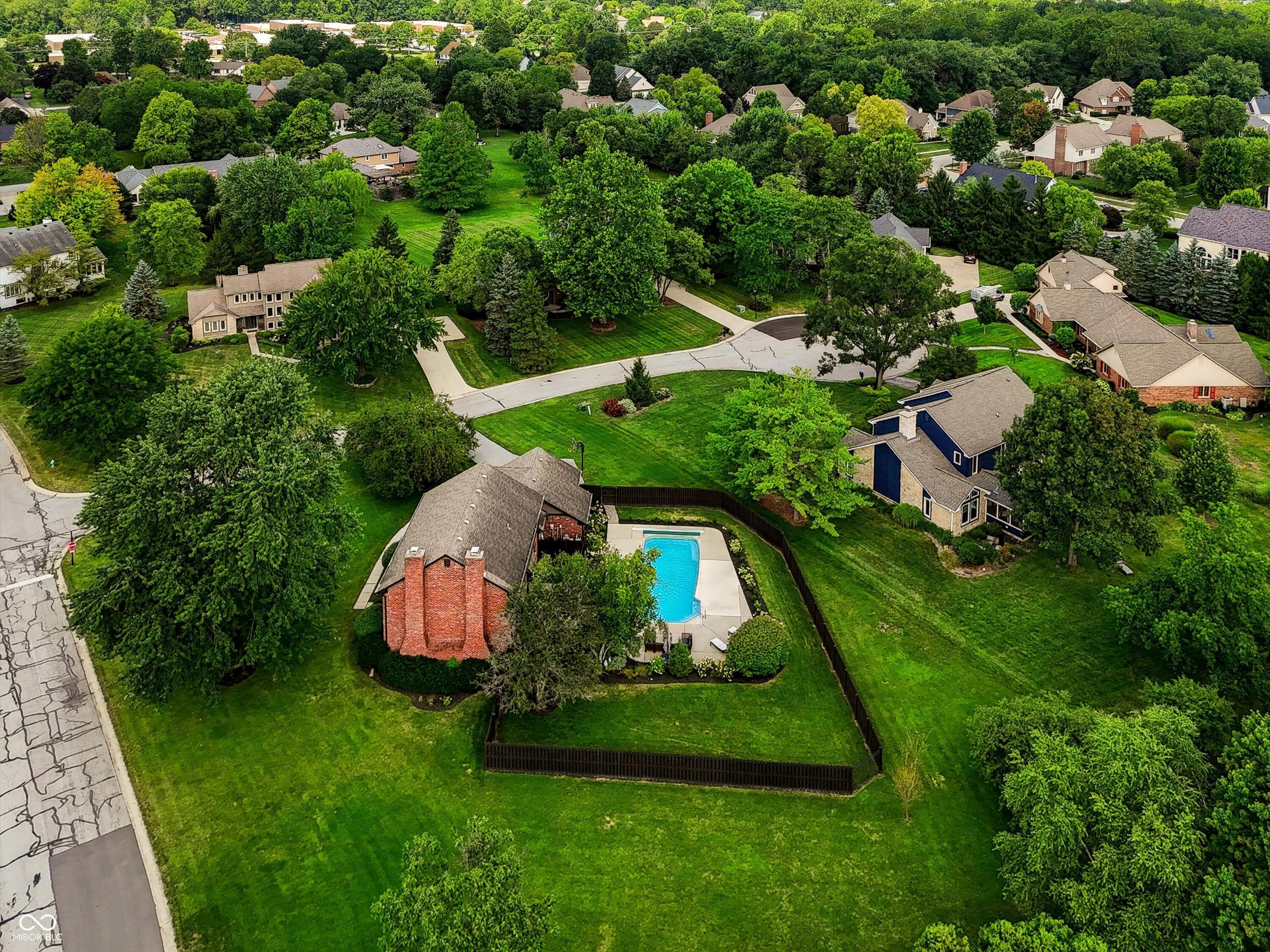 1210 Governors Lane