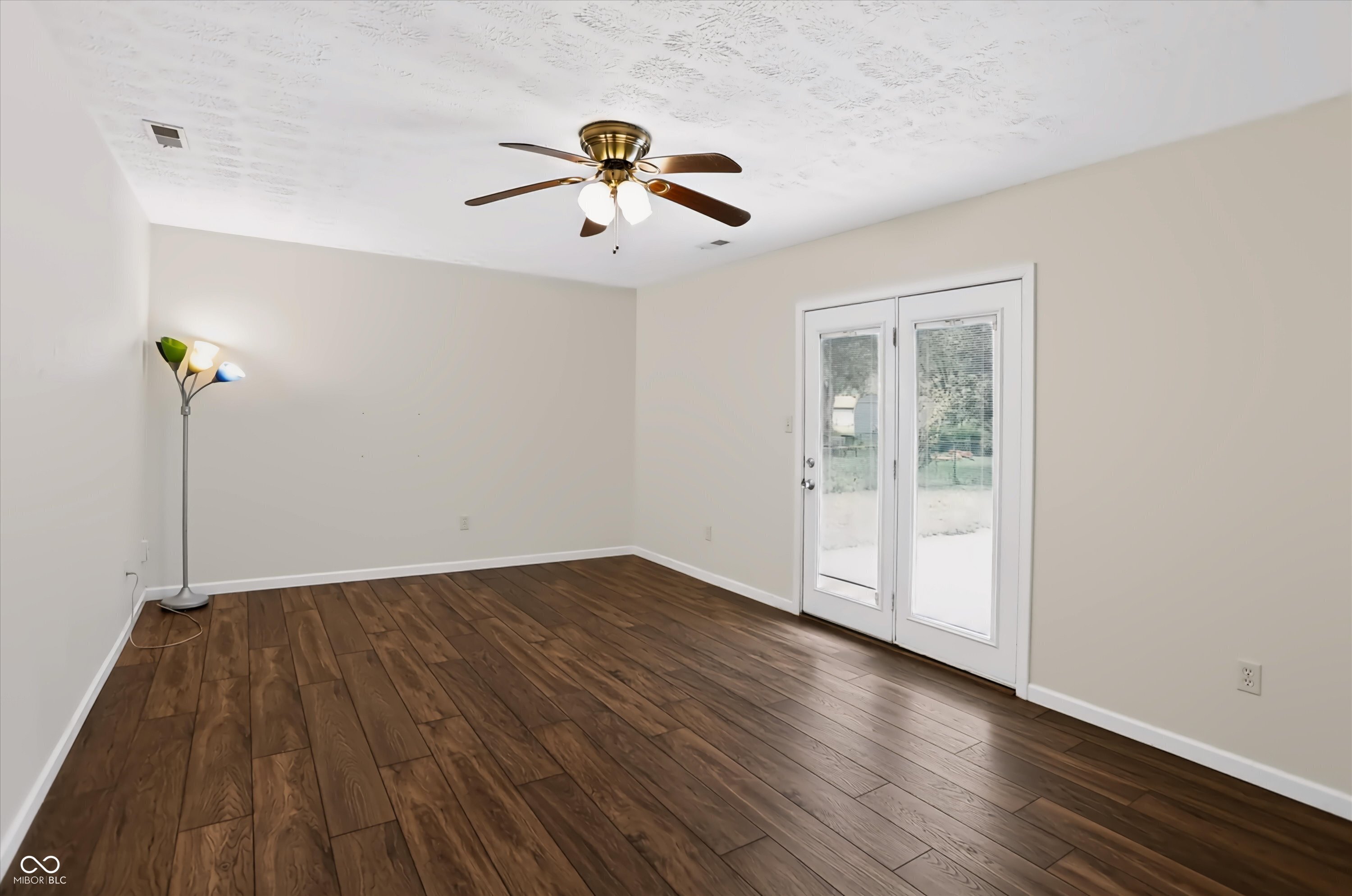 1384 Countryside Lane