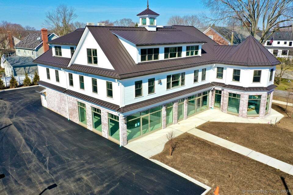 1897 Boston Post Road 1