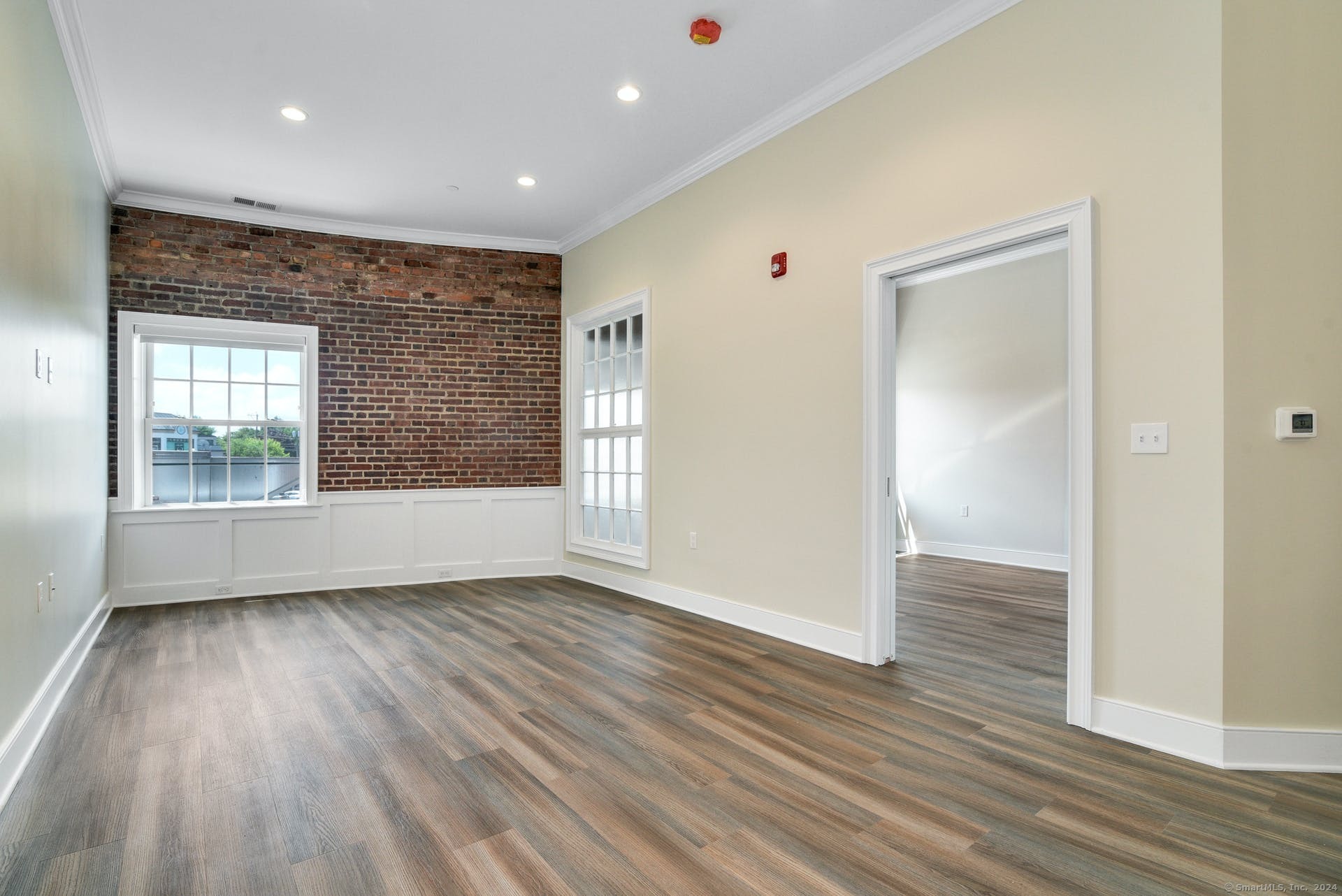 1077 Post Road 1