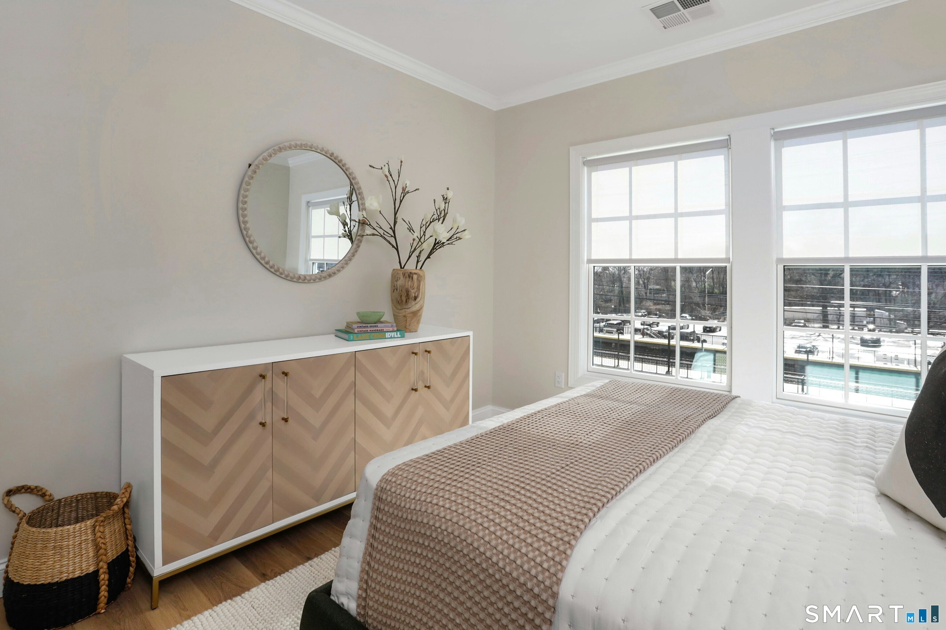 440 Heights Road 210