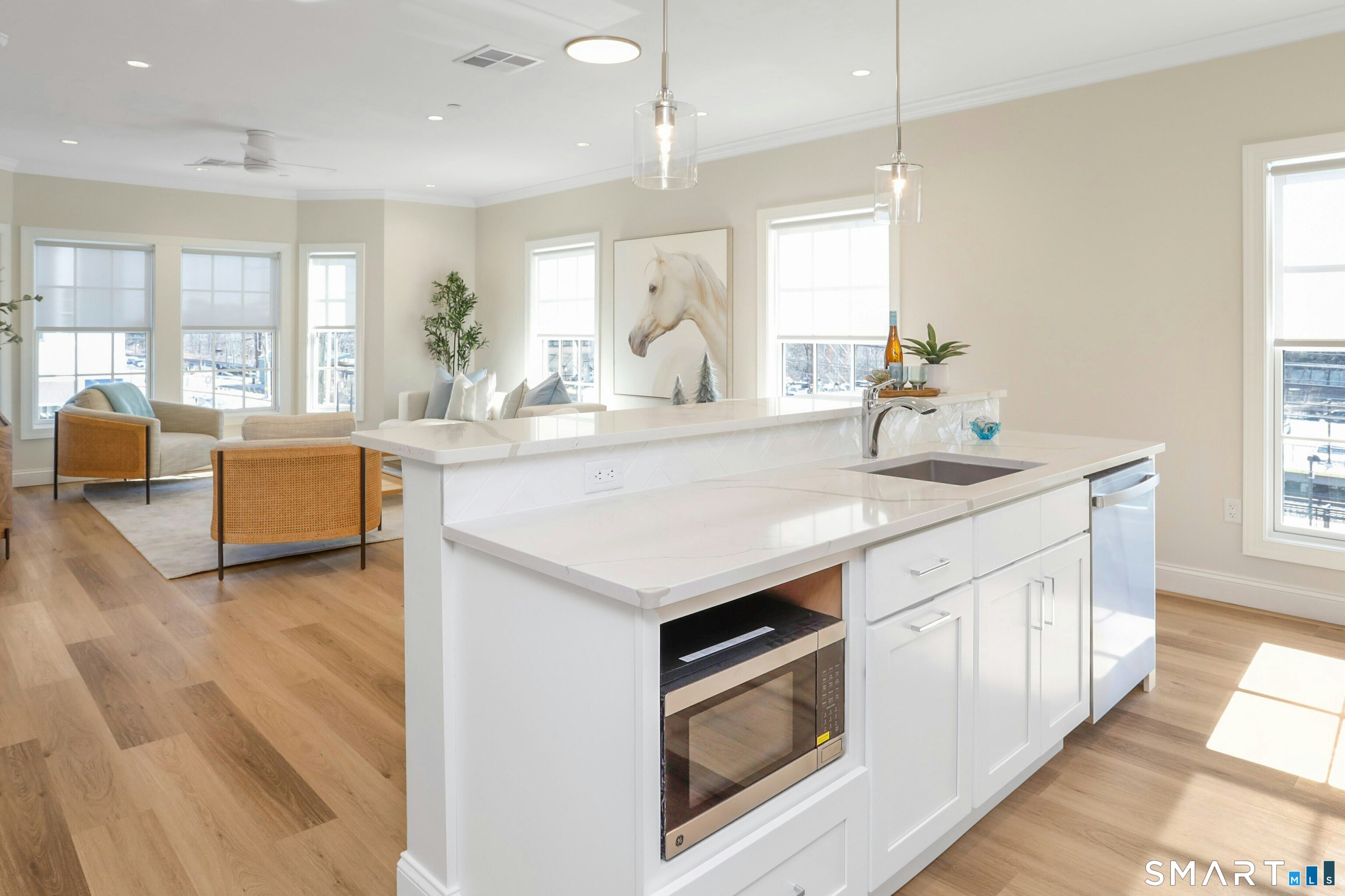 440 Heights Road Unit: 305
