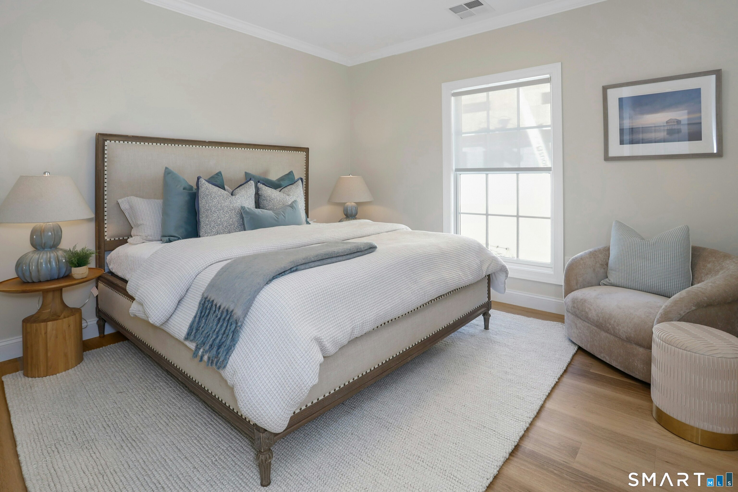 340 Heights Road Unit: 211