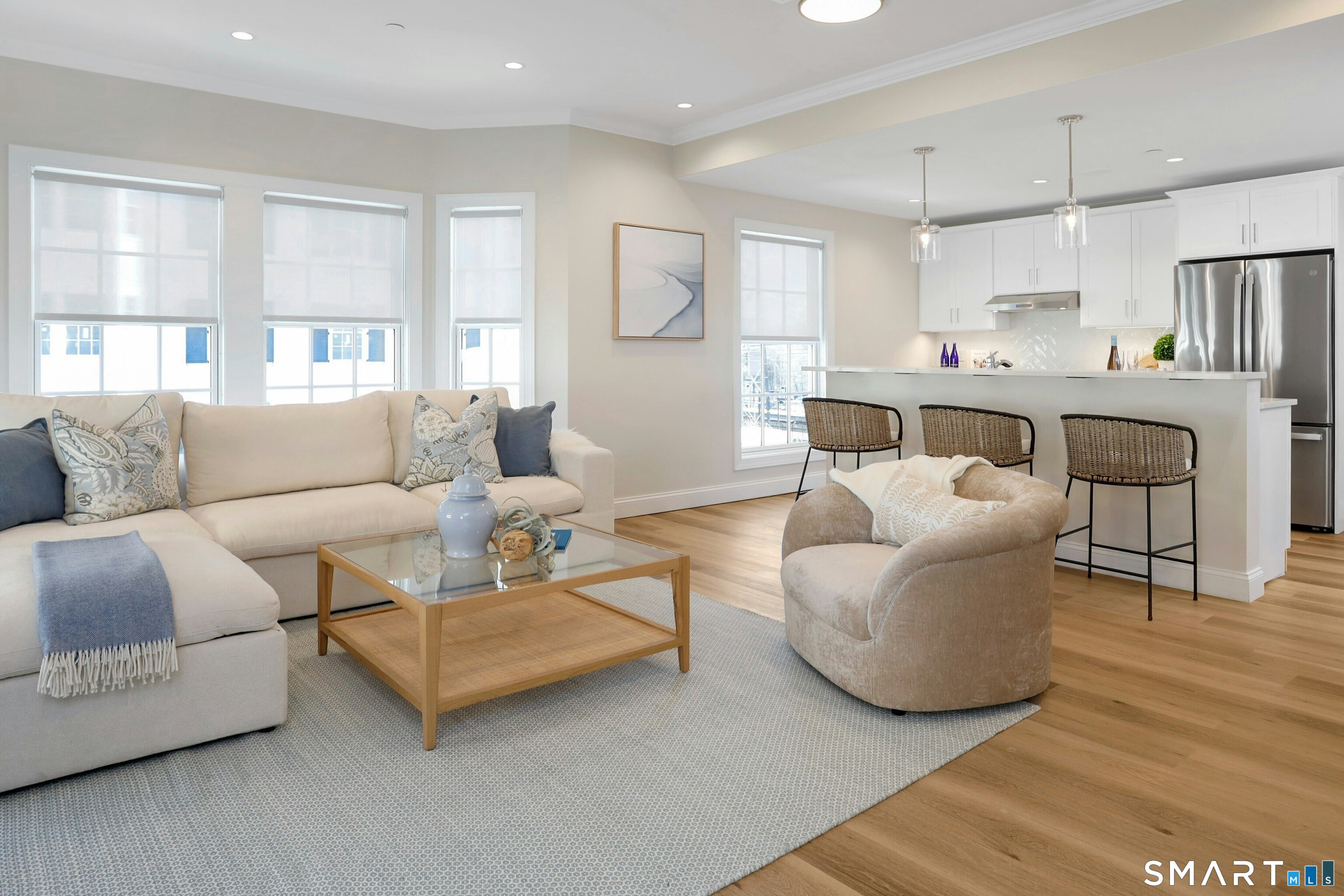 340 Heights Road Unit: 211