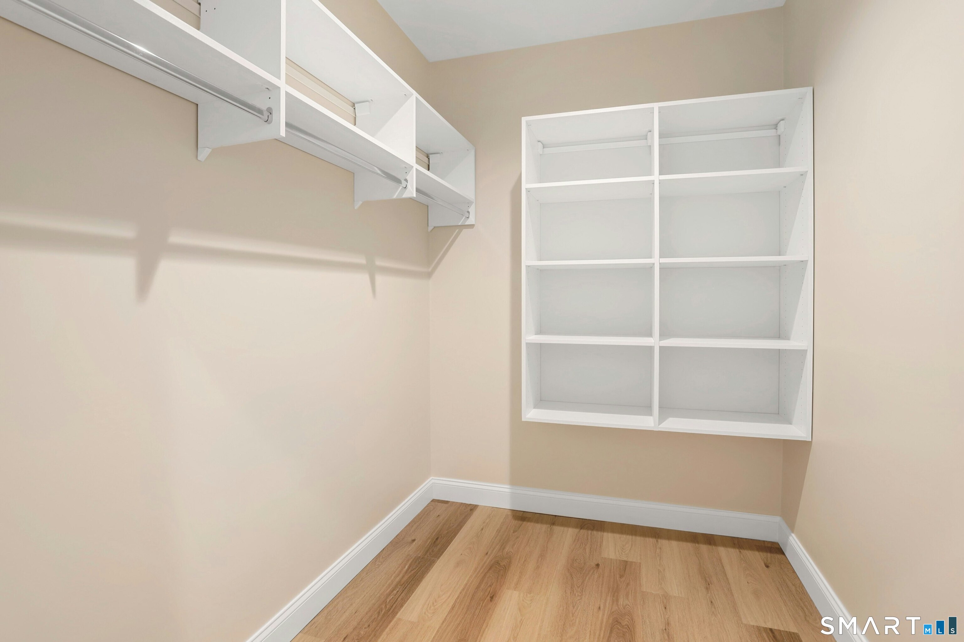 340 Heights Road Unit: 305