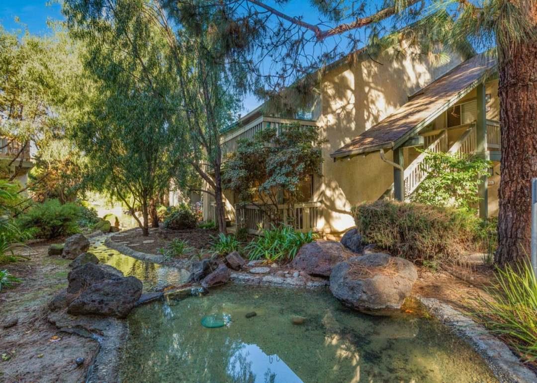 1045 Summershore Court