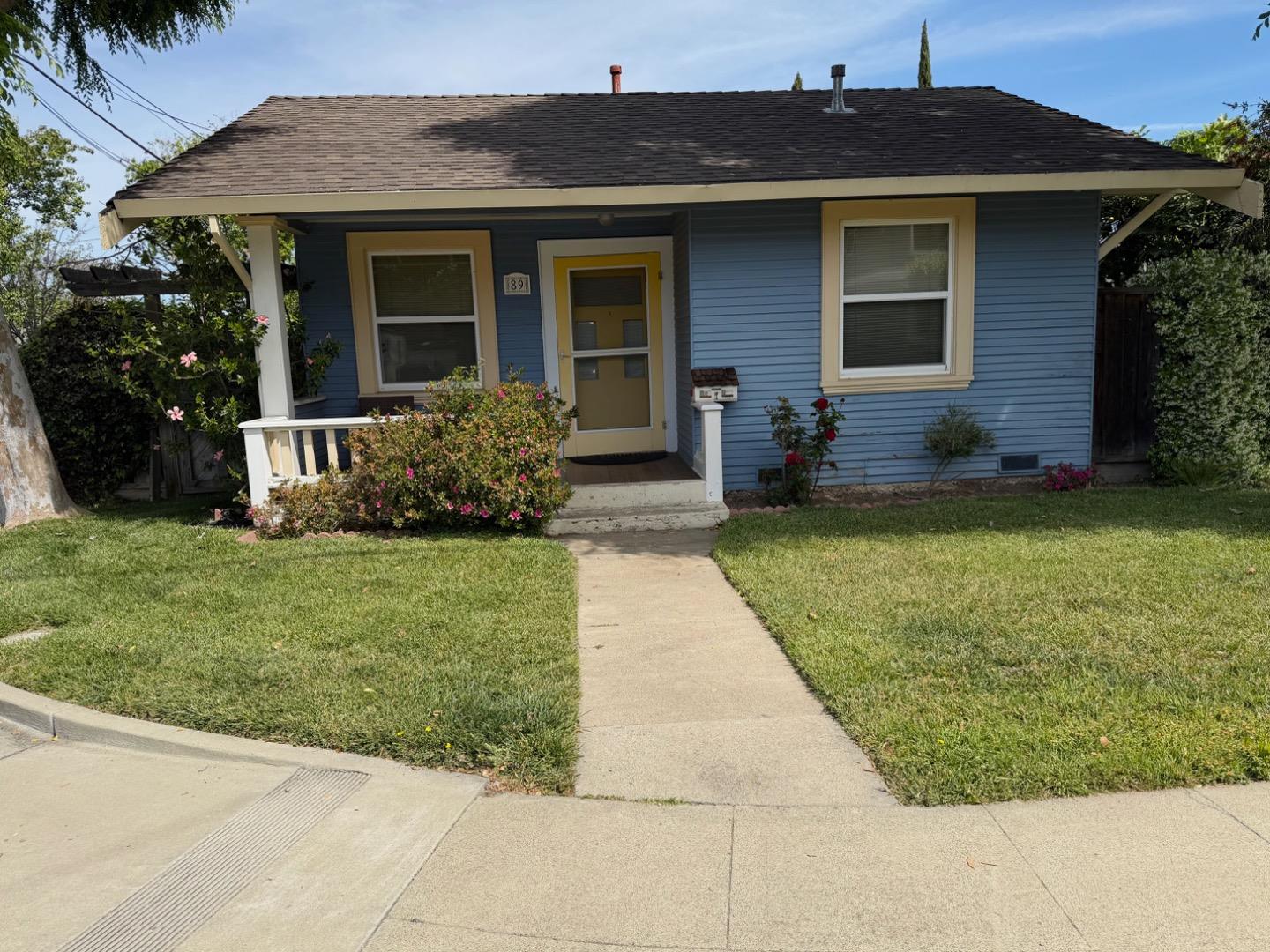 89 East Rincon Avenue