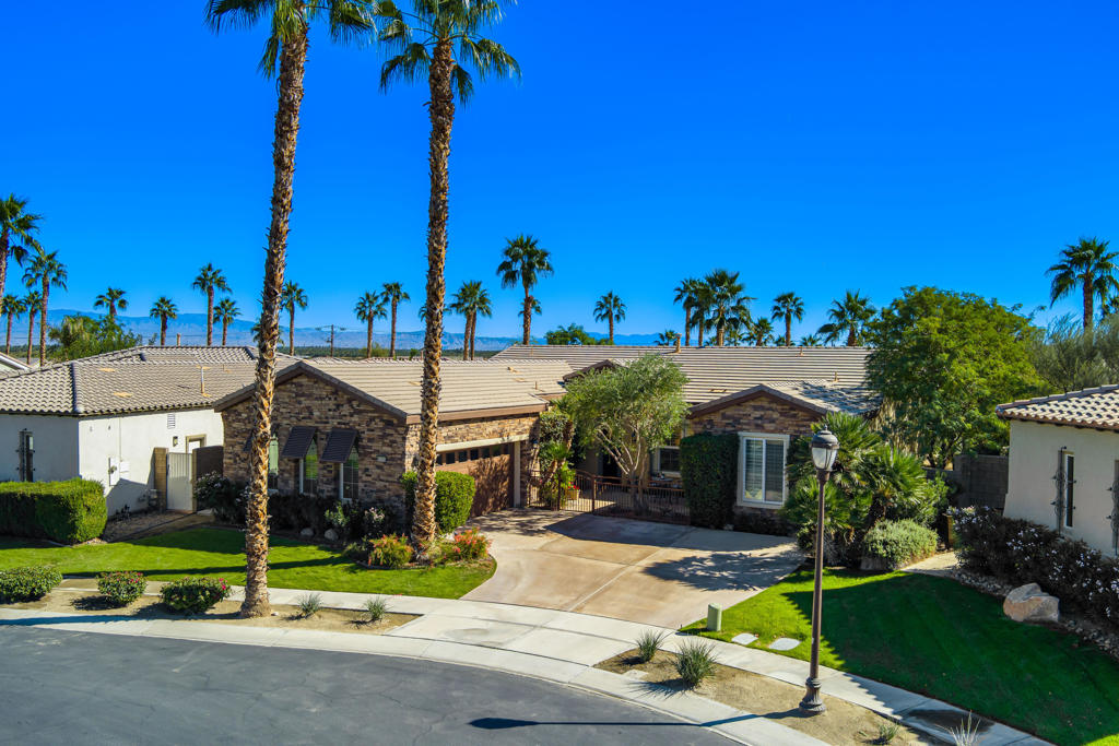 60590 Lace Leaf Court