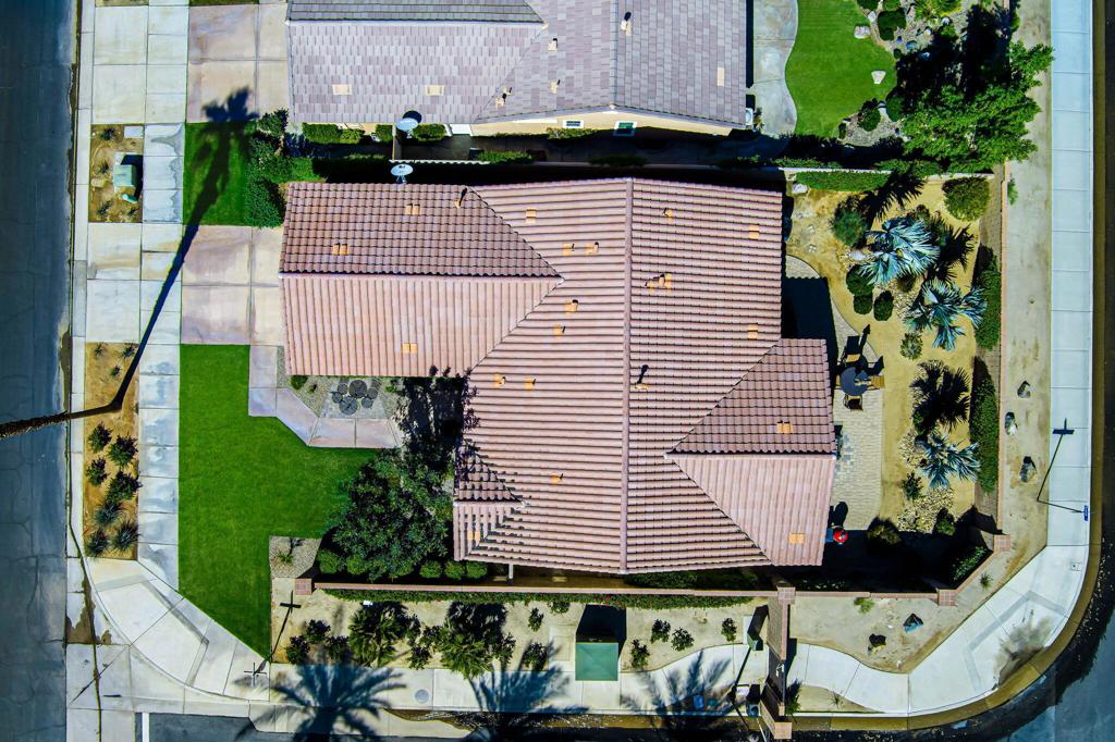 60328 Desert Shadows Drive