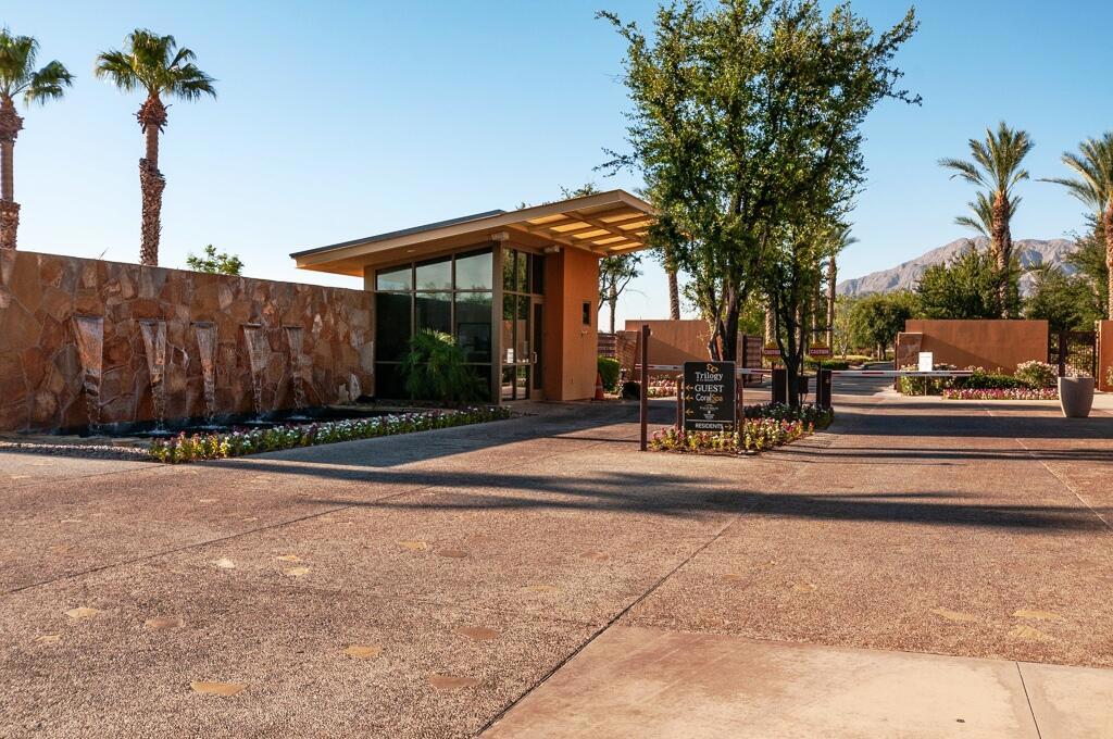 60200 Wishbone Court