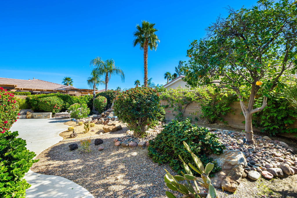 60200 Wishbone Court