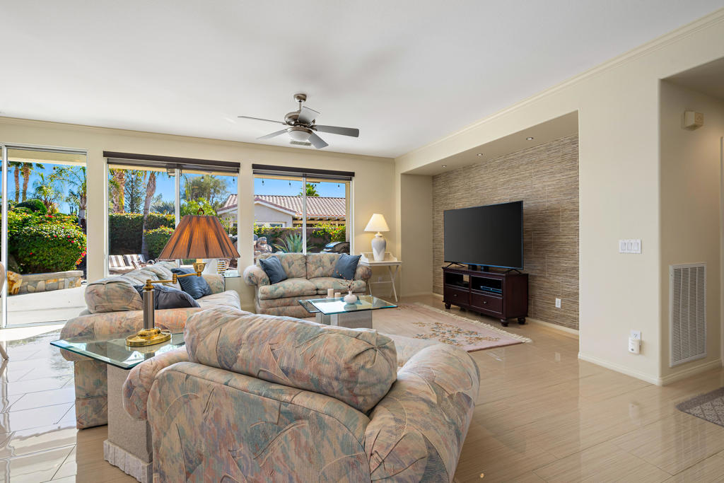 60200 Wishbone Court