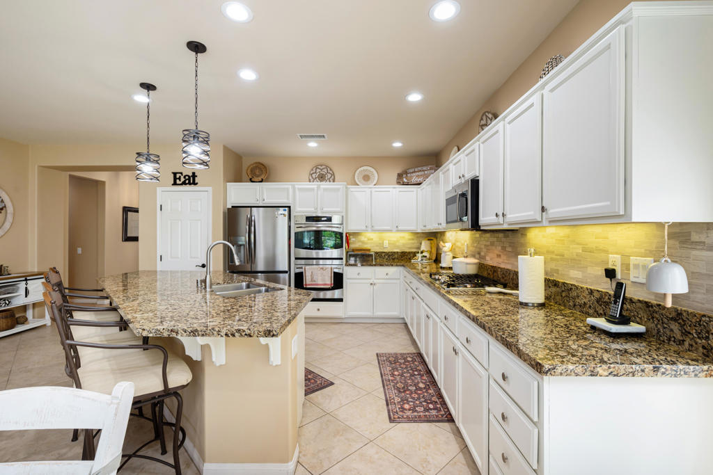 81434 Joshua Tree Court