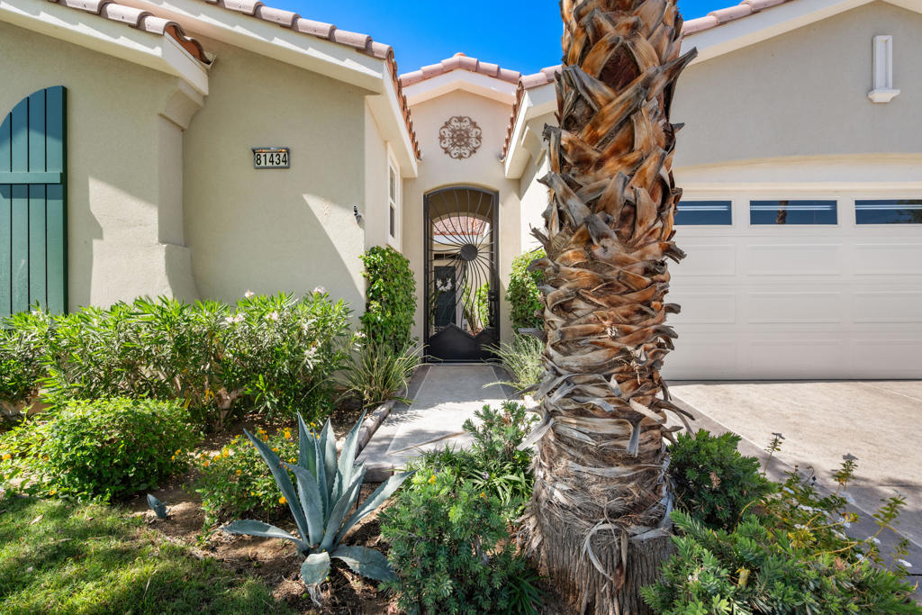81434 Joshua Tree Court