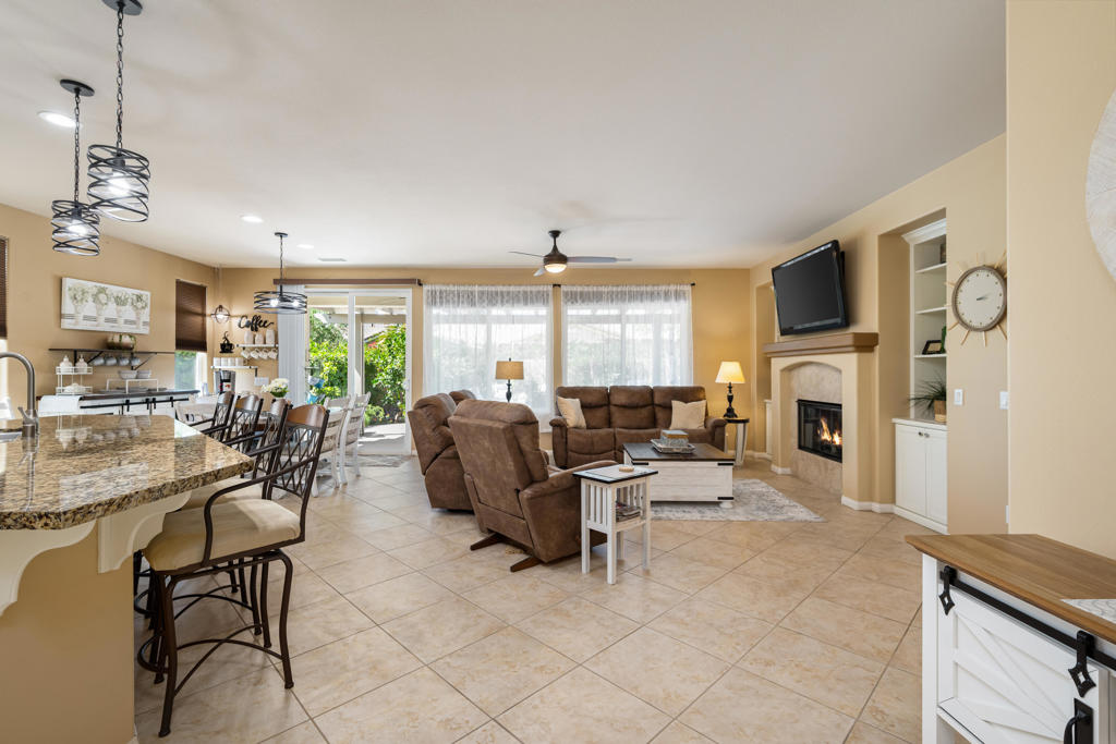 81434 Joshua Tree Court