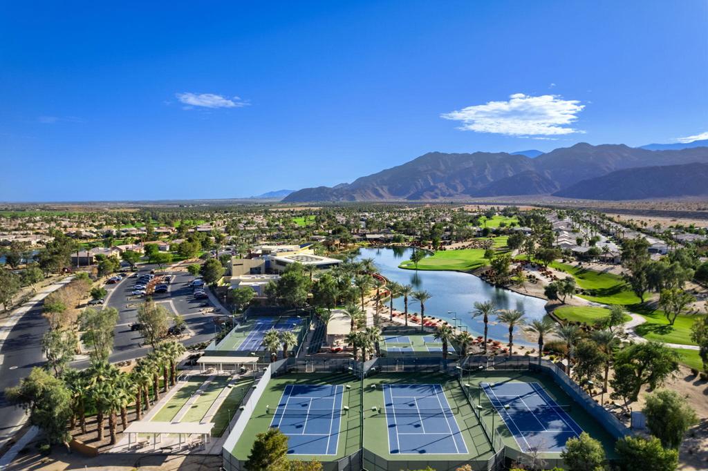 81434 Joshua Tree Court