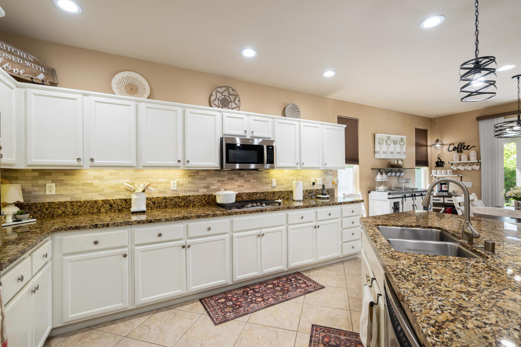 81434 Joshua Tree Court