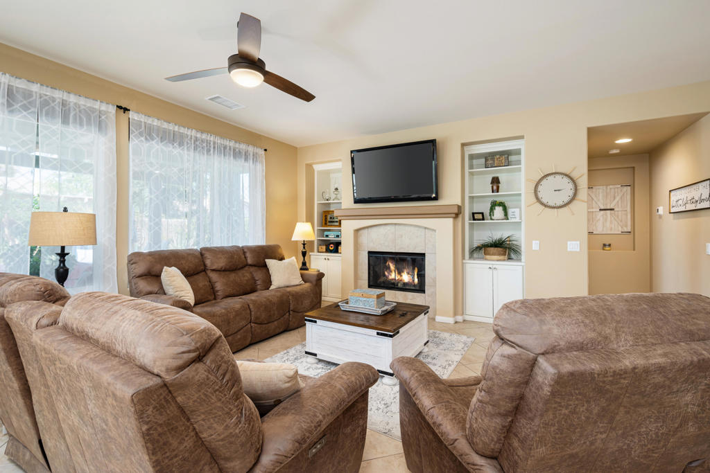 81434 Joshua Tree Court