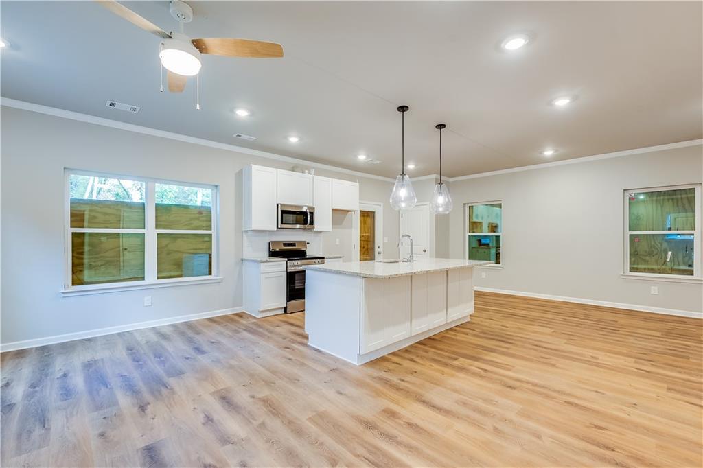 960 Lawton Street SW