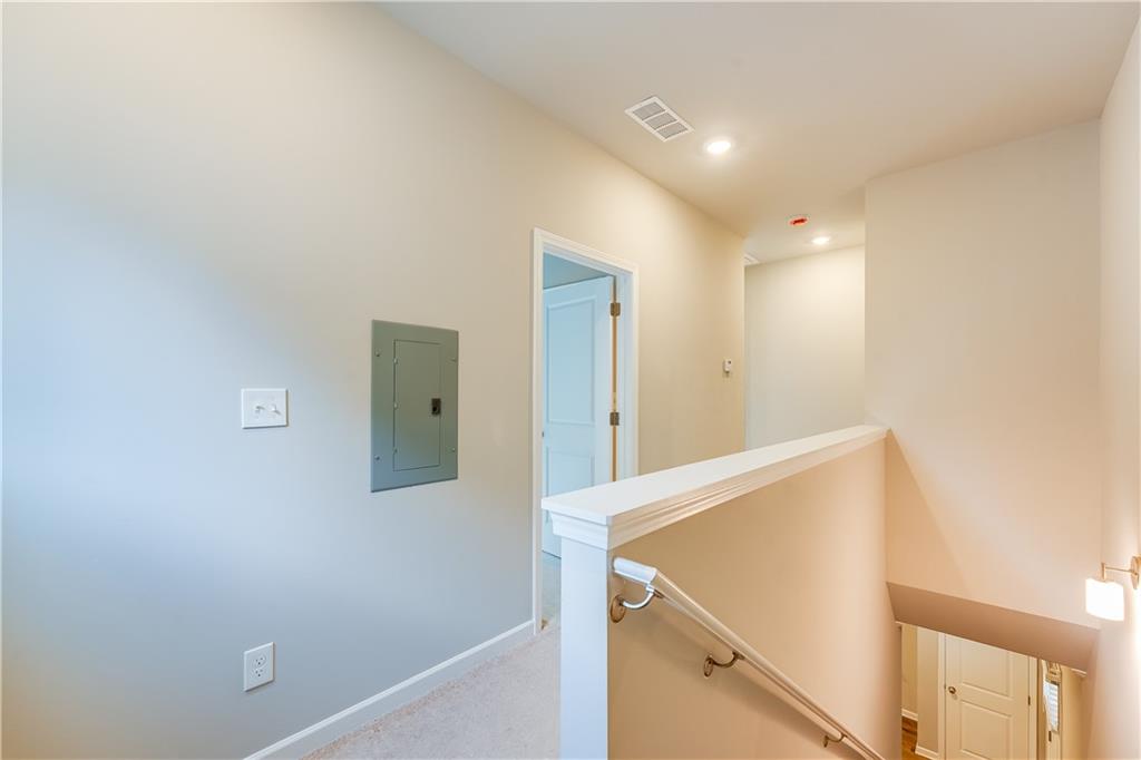 960 Lawton Street SW