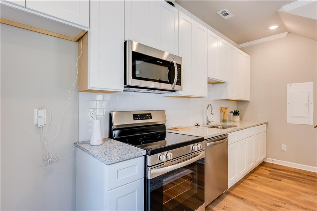 973 Peeples Street SW