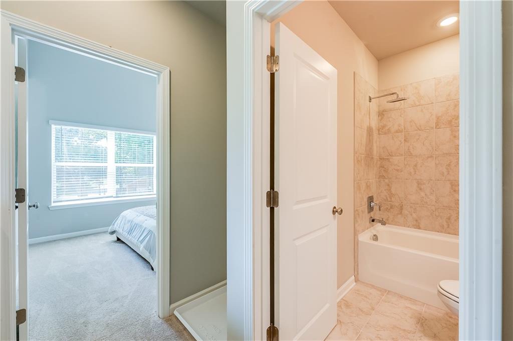 962 Lawton Street SW