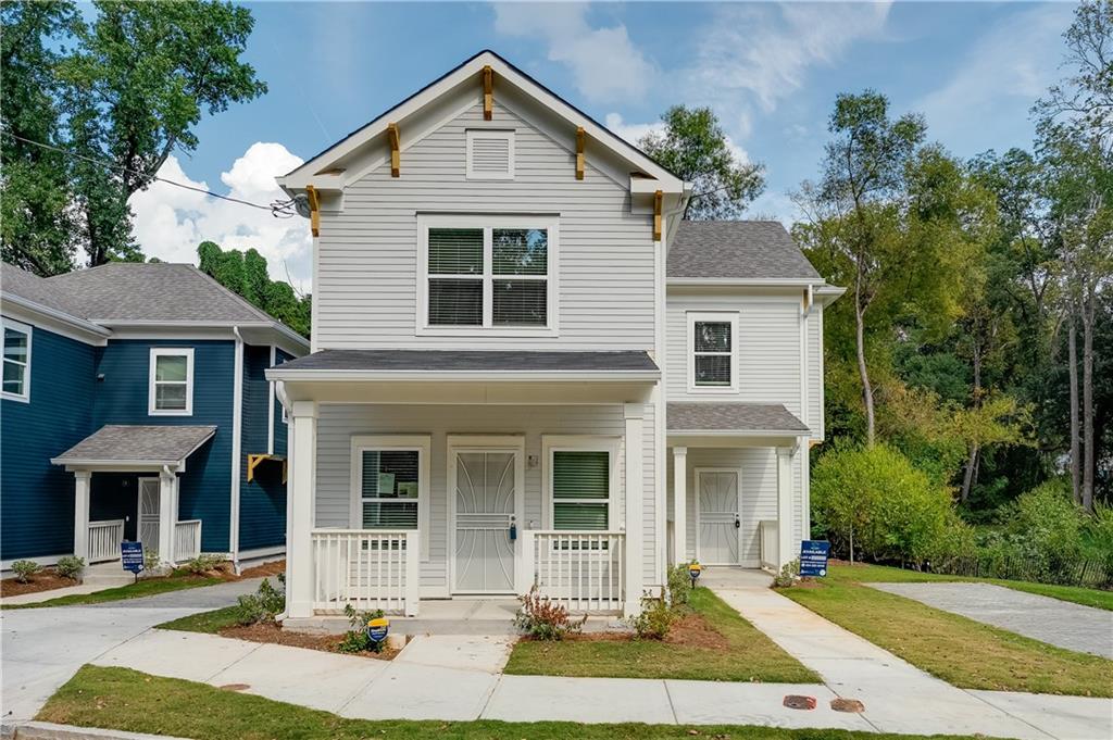 964 Lawton Street SW