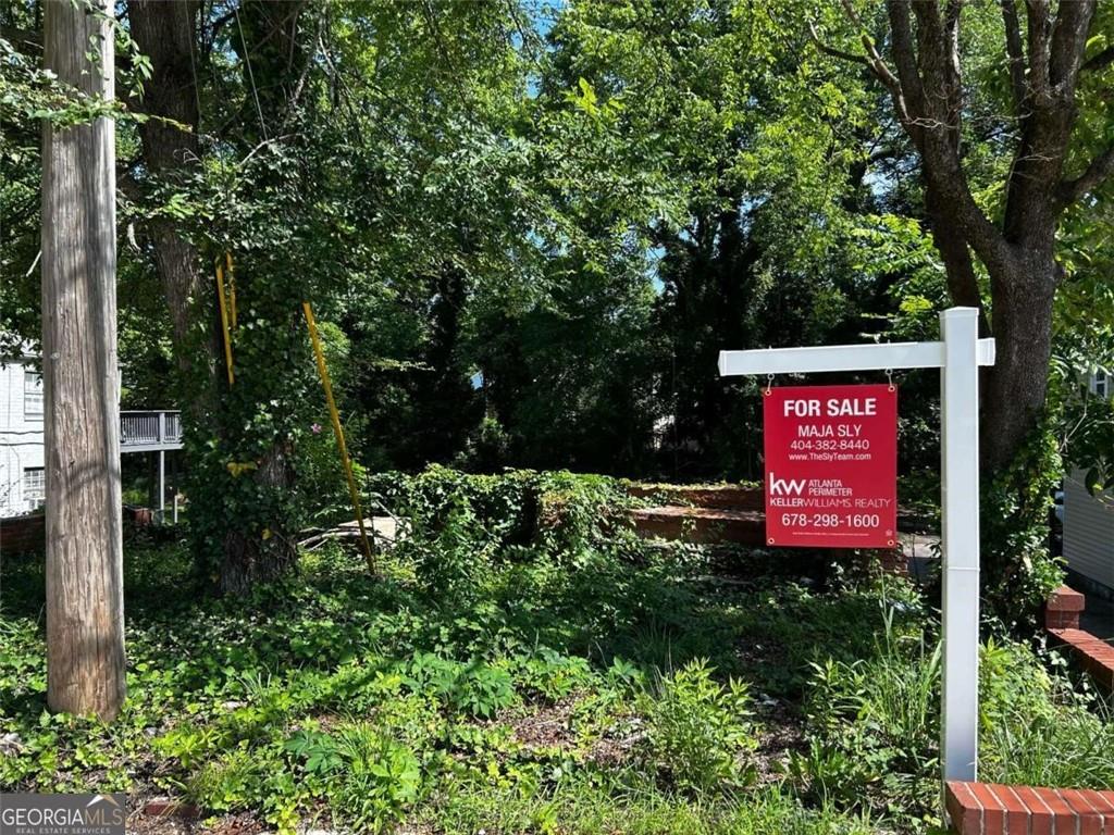 1053 M L King Jr Drive NW