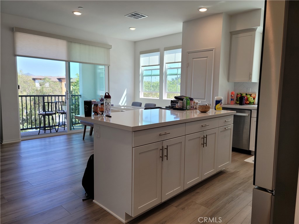 406 N Stella Gln