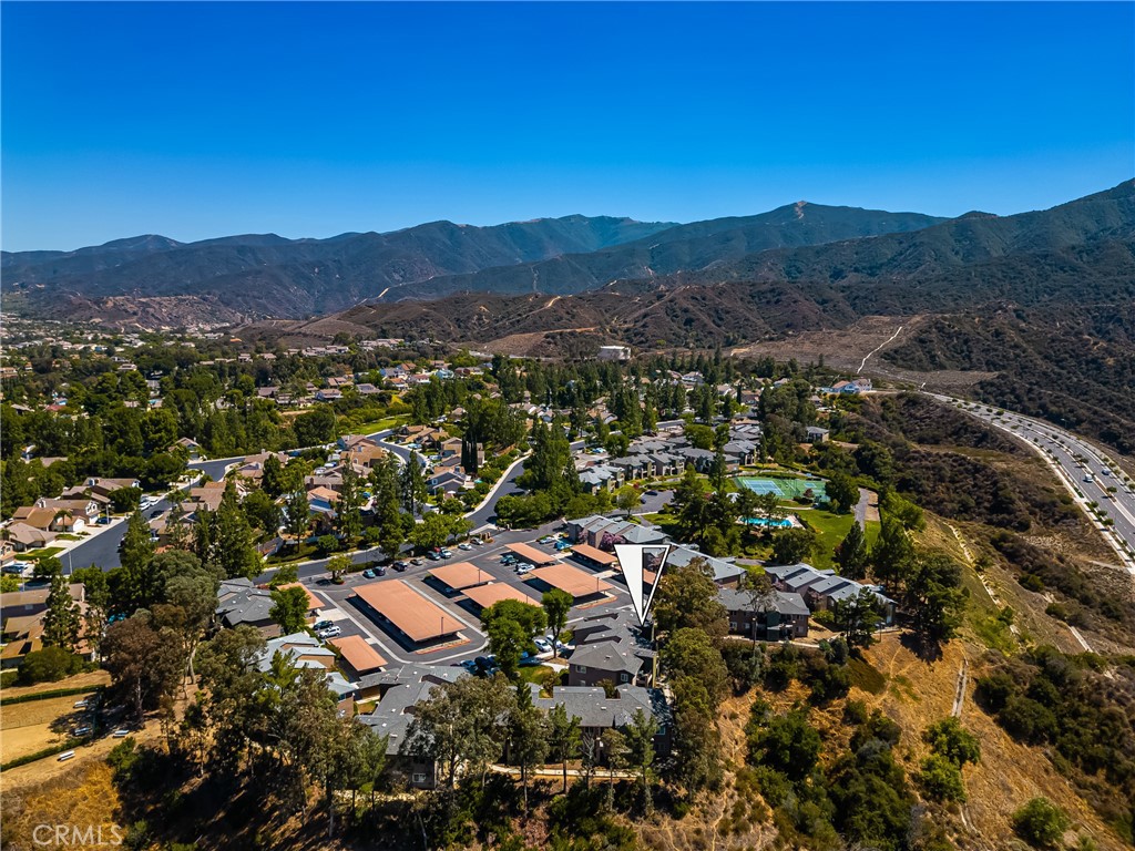 2564 Avenida Del P201