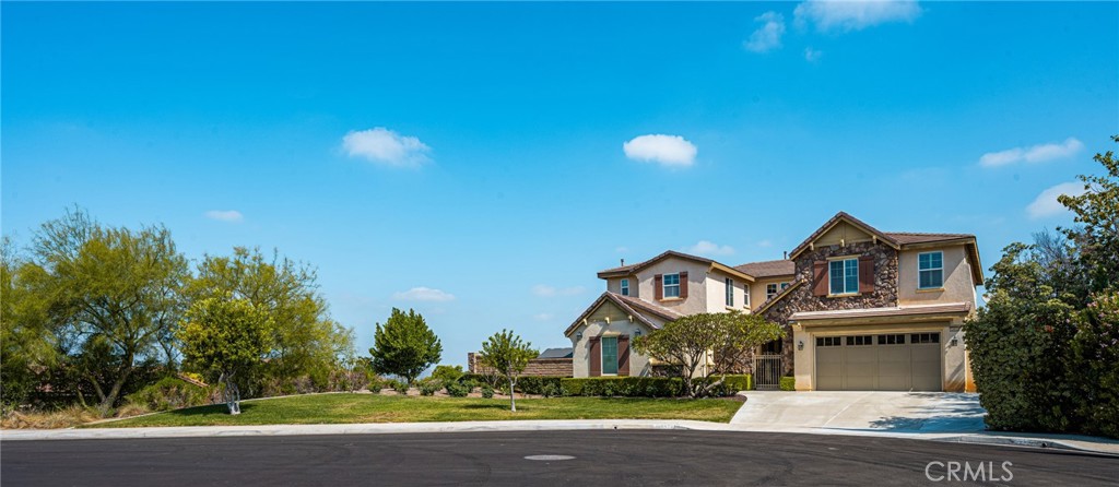 12652 Twin Peak Court
