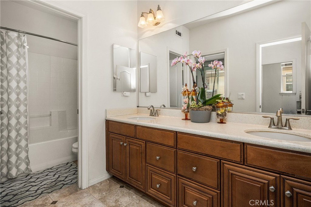 12652 Twin Peak Court