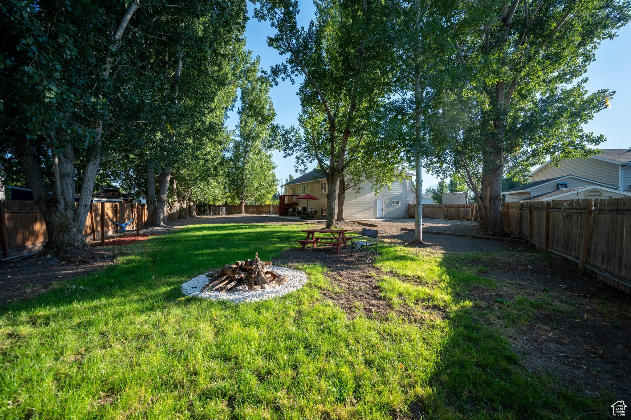 1298 W STUART CT