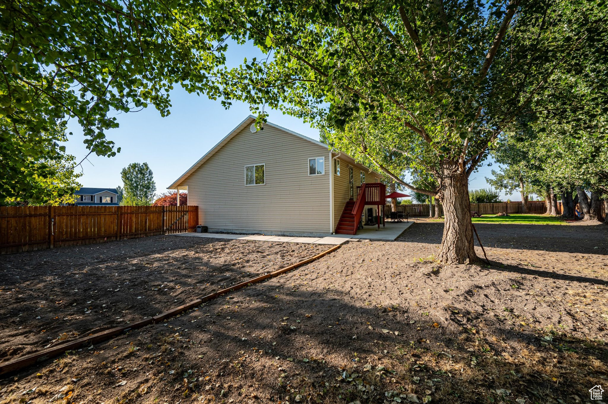 1298 W STUART CT