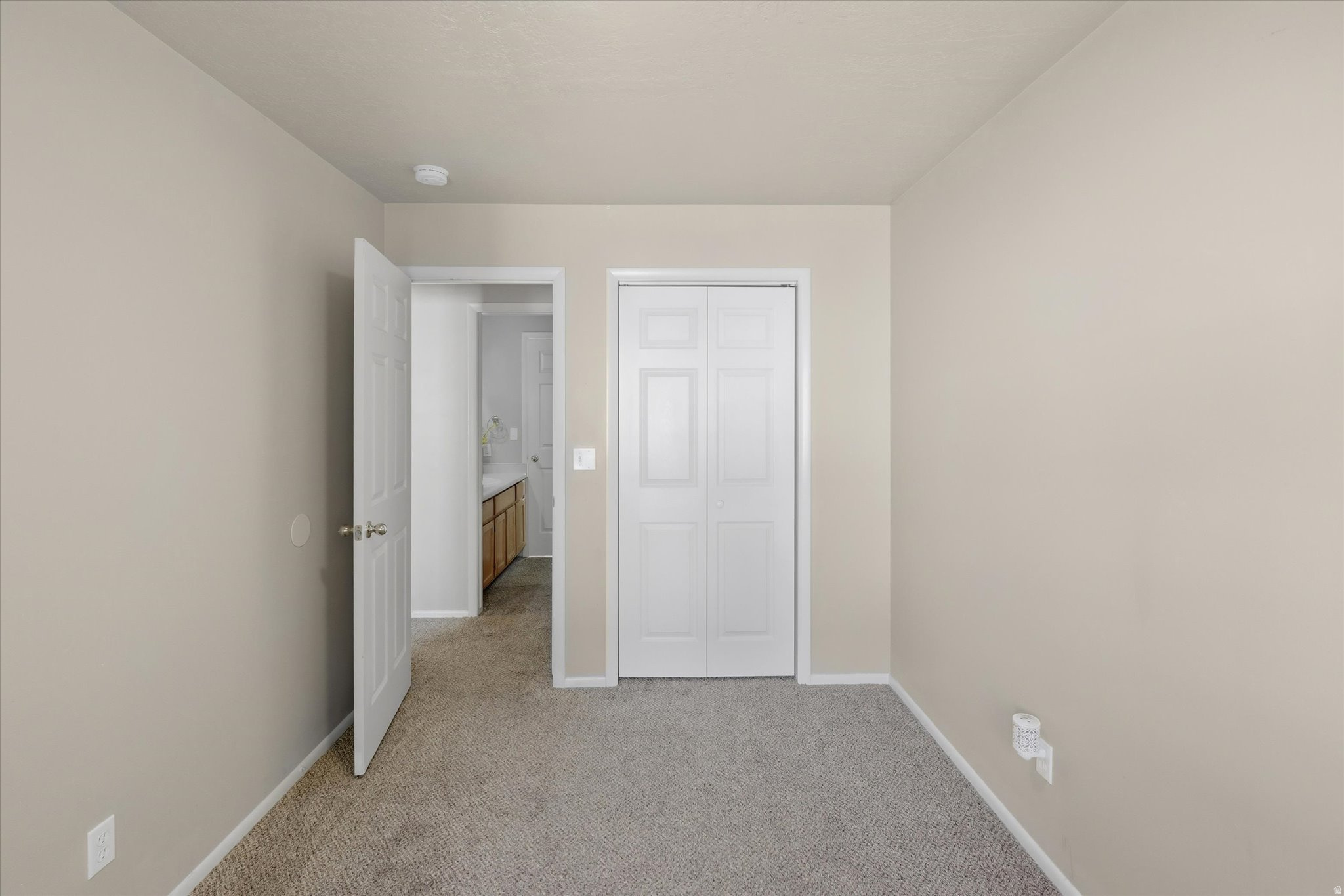 147 W 1190 N