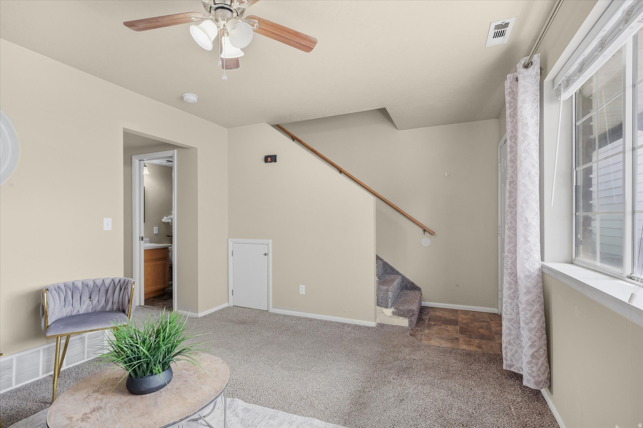 147 W 1190 N