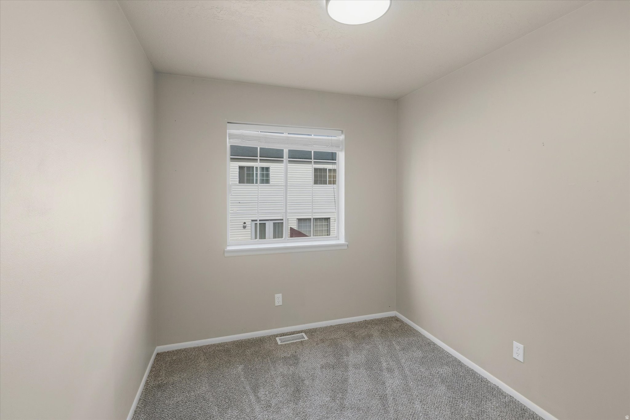 147 W 1190 N