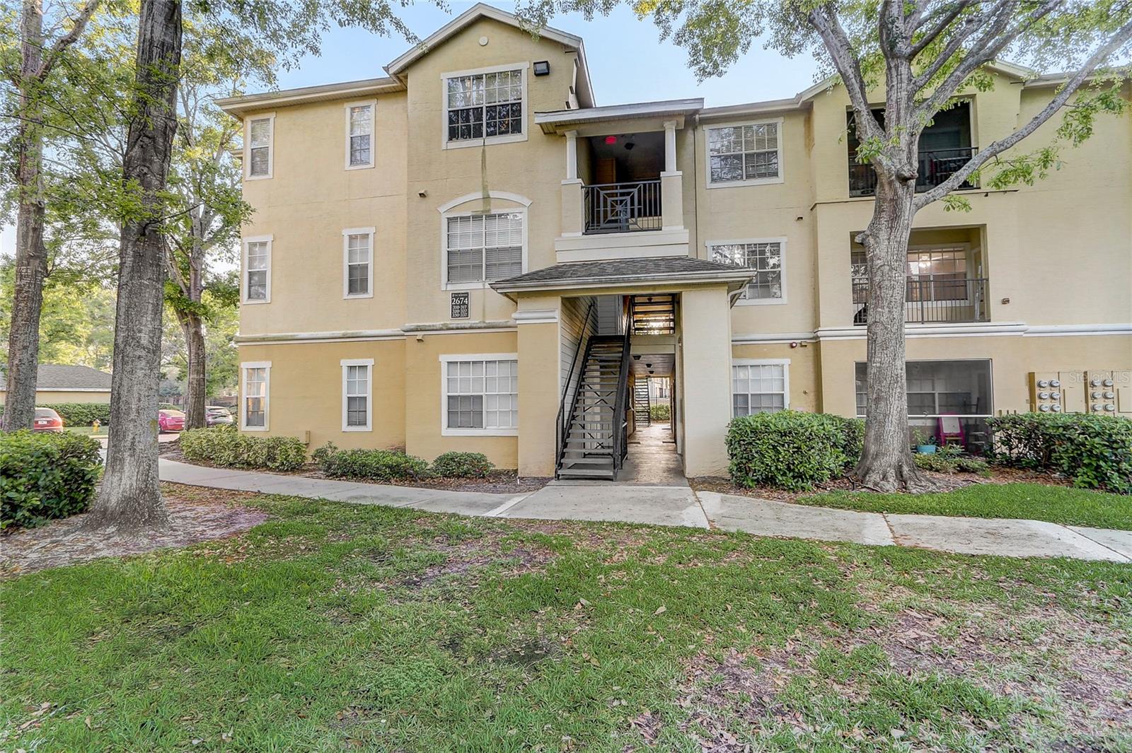 2674 ROBERT TRENT JONES DR #322