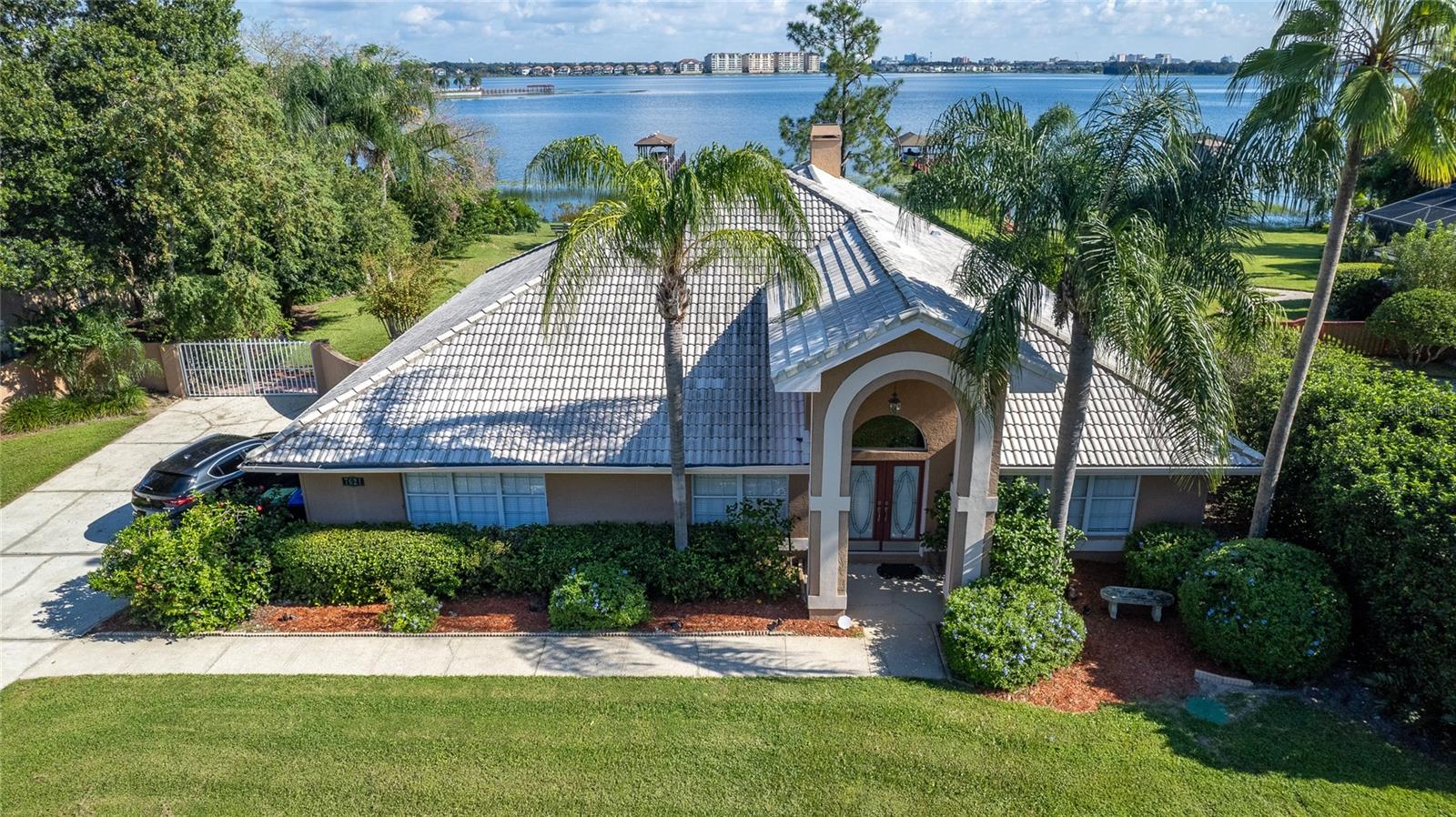 7621 POINTVIEW CIR