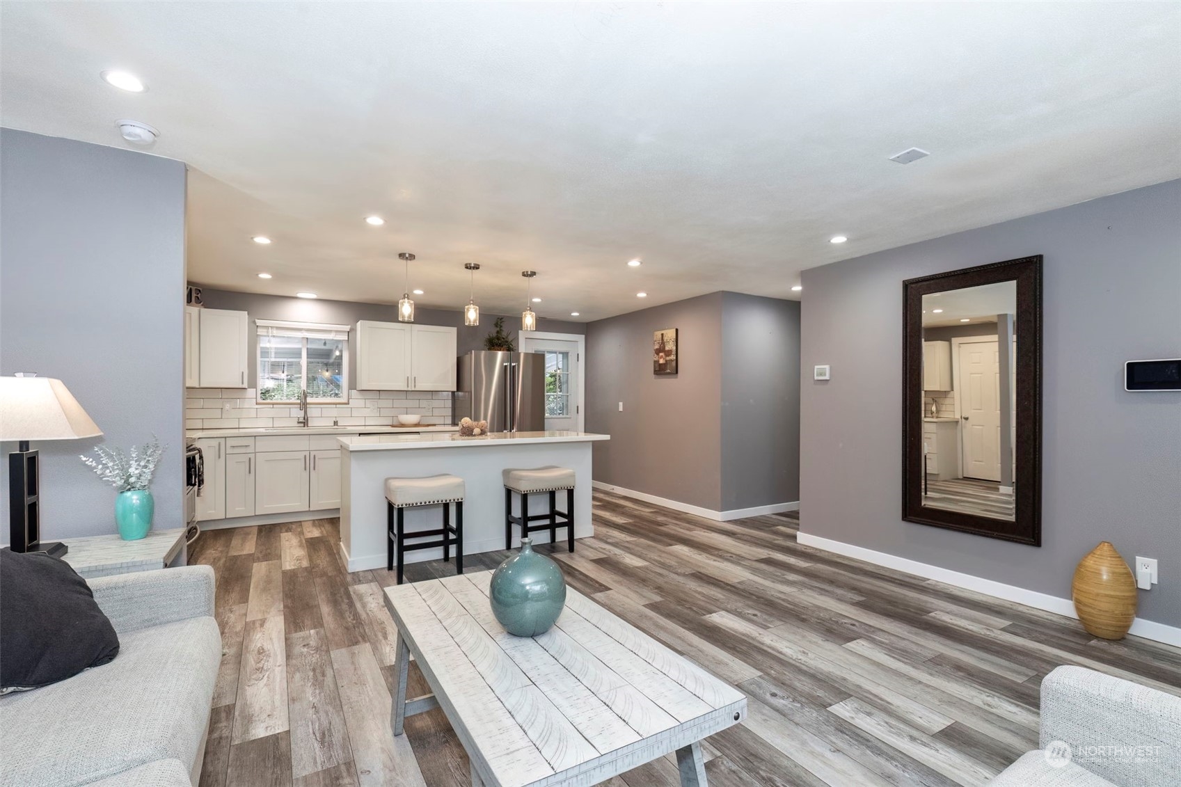 1950 Hillwood Lane SE