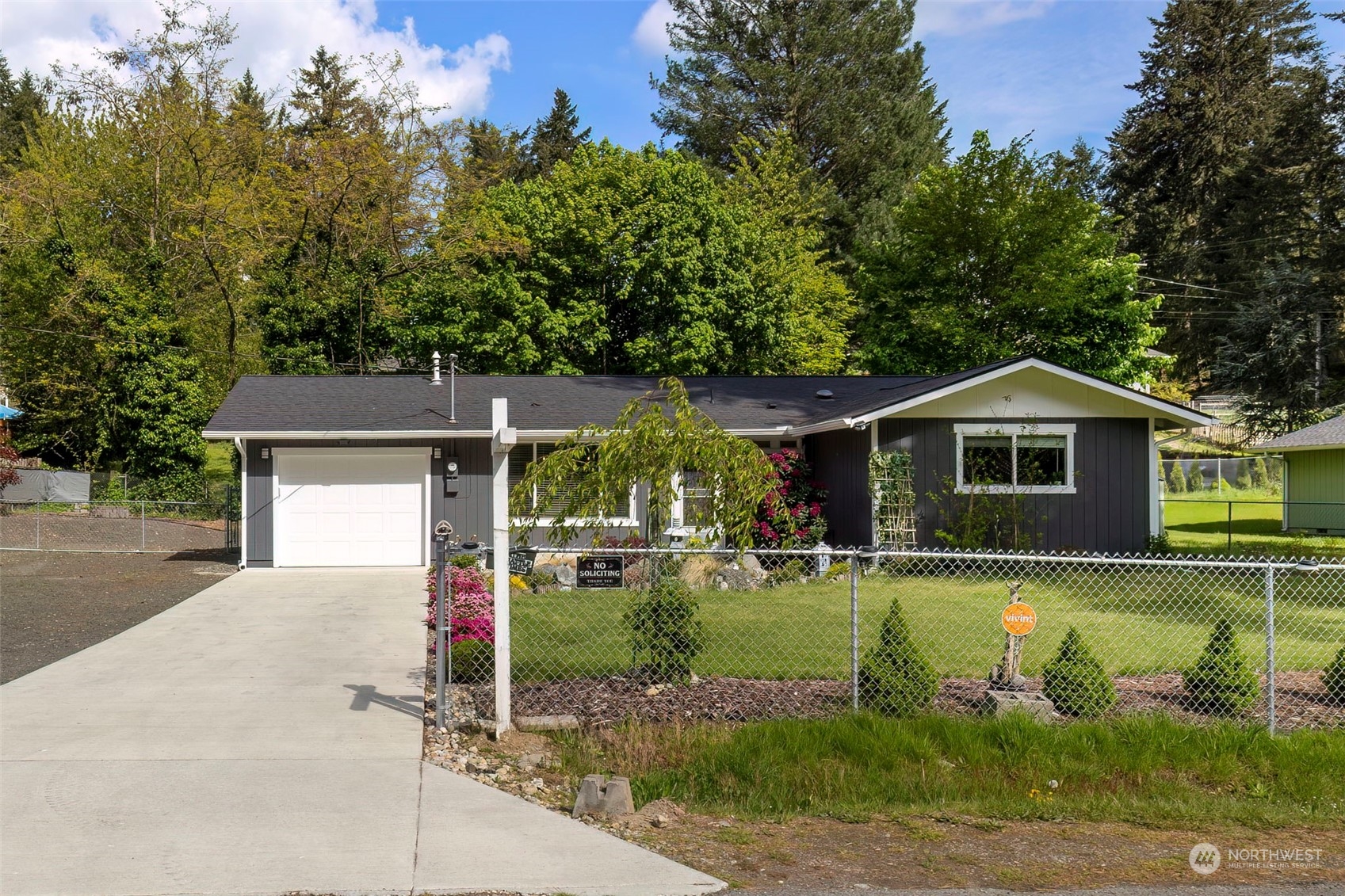 1950 Hillwood Lane SE