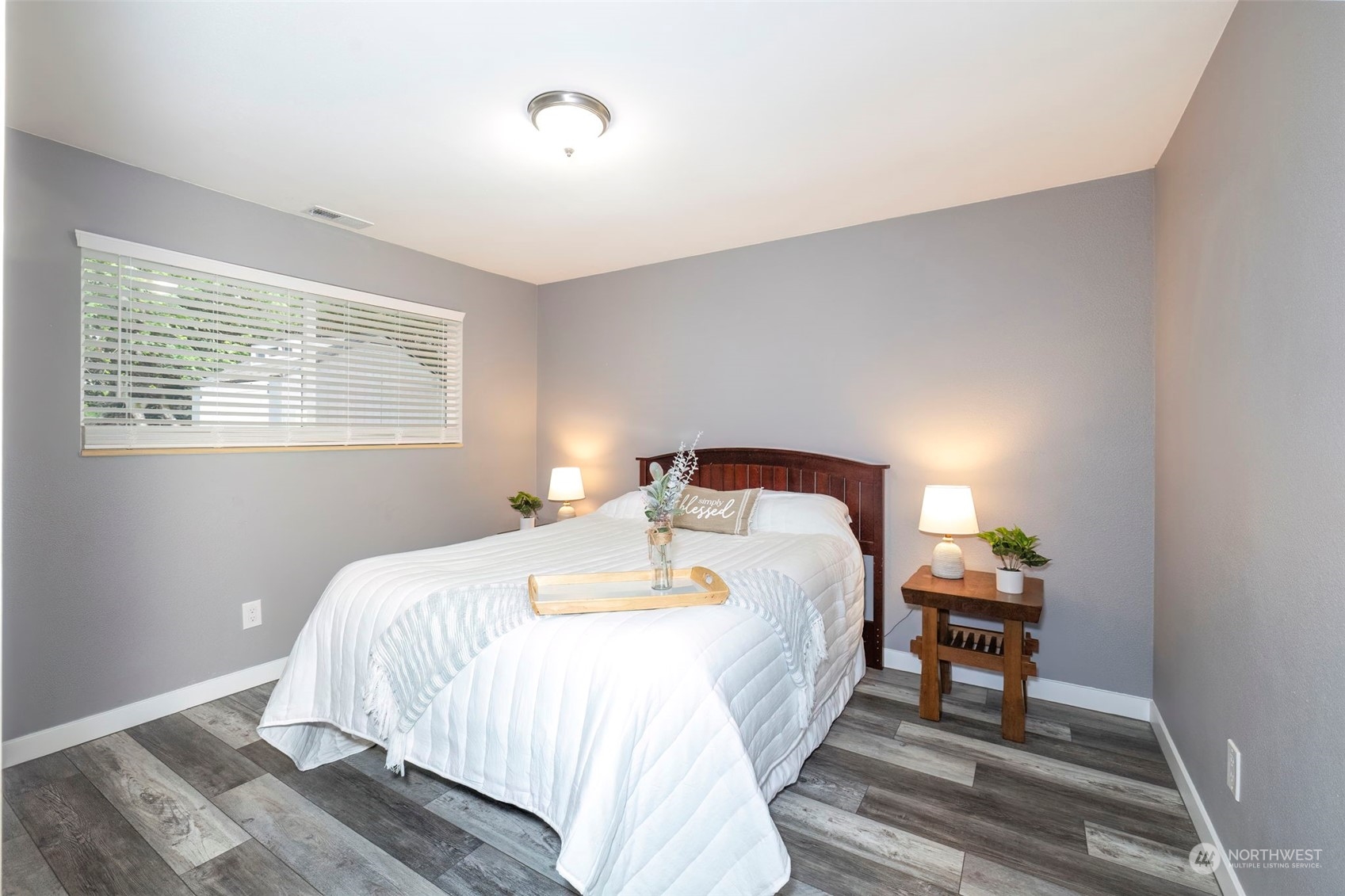 1950 Hillwood Lane SE