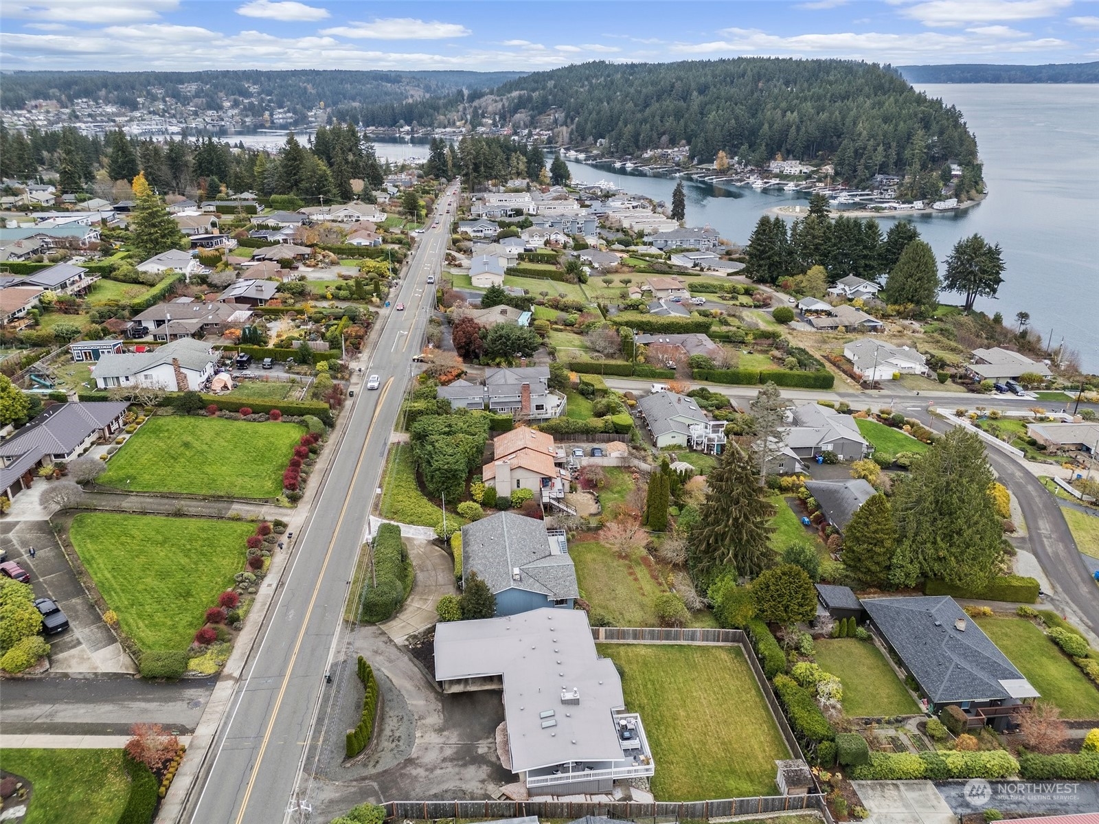 6823 Soundview Drive