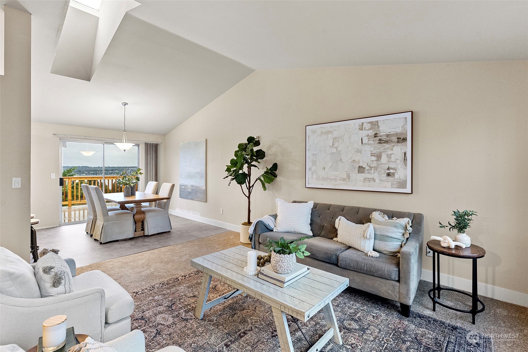 1210 Lansing Avenue W