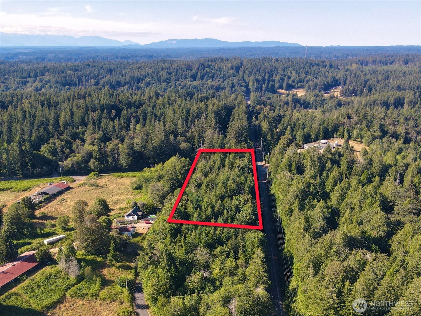 5563 Lackey Court NW