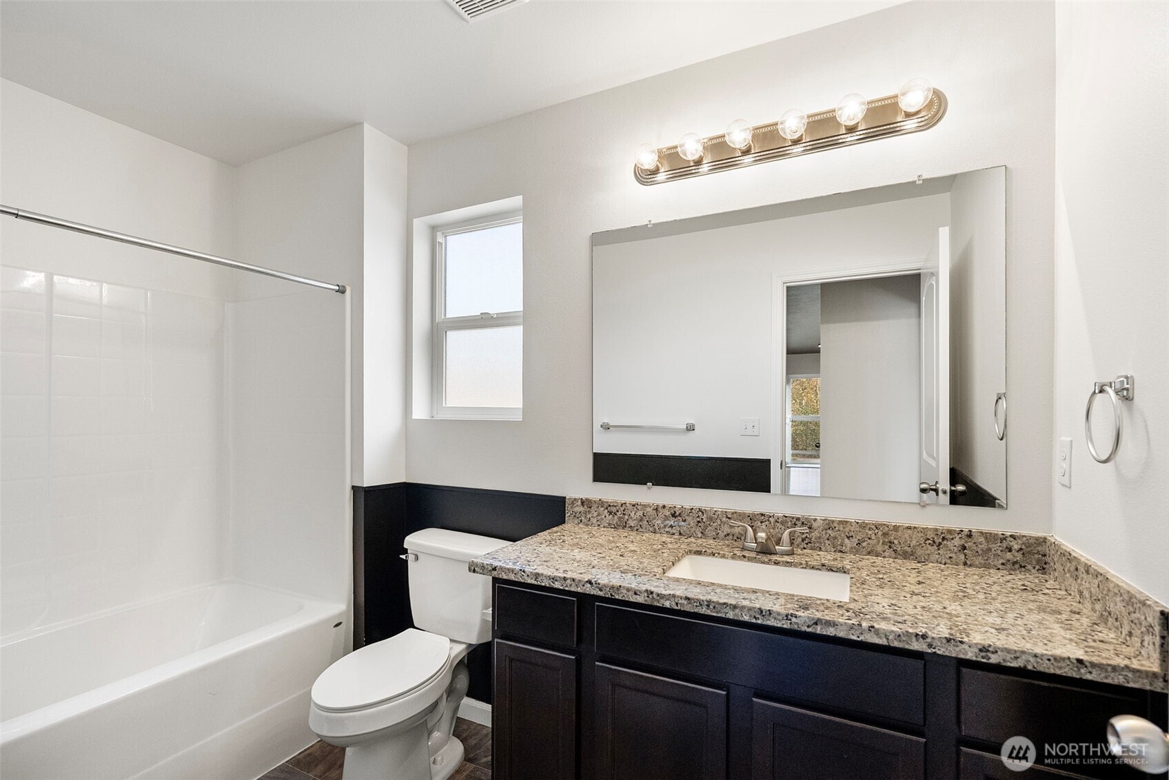 4233 SE Horsehead Way