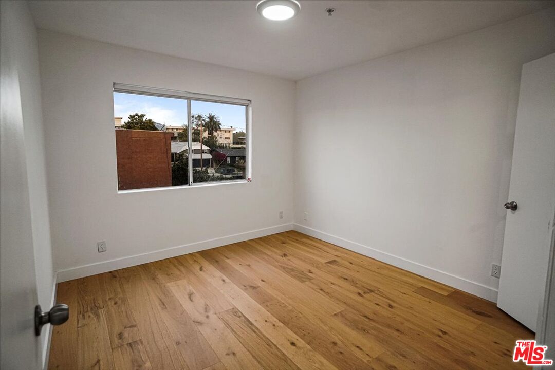 231 E Hyde Park Blvd