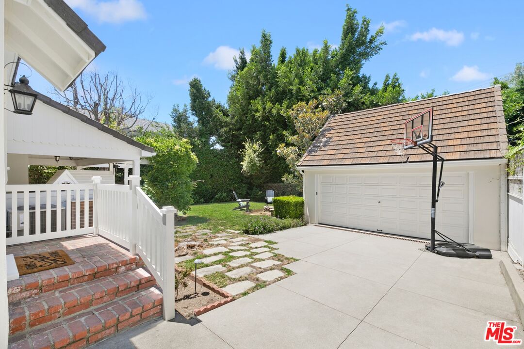 3113 Gilmerton Ave