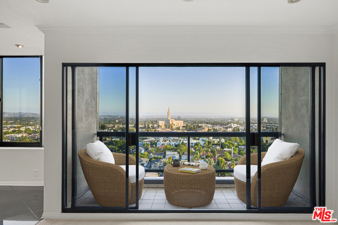 10724 Wilshire Blvd Unit: 1210