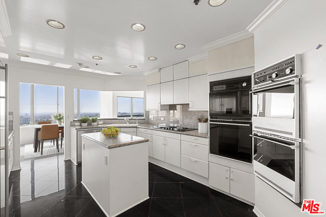 10724 Wilshire Blvd Unit: 1210